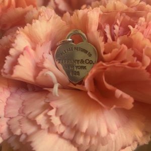 Return to Tiffany heart pendant